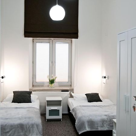 Rodmos Hostel Lublin Buitenkant foto