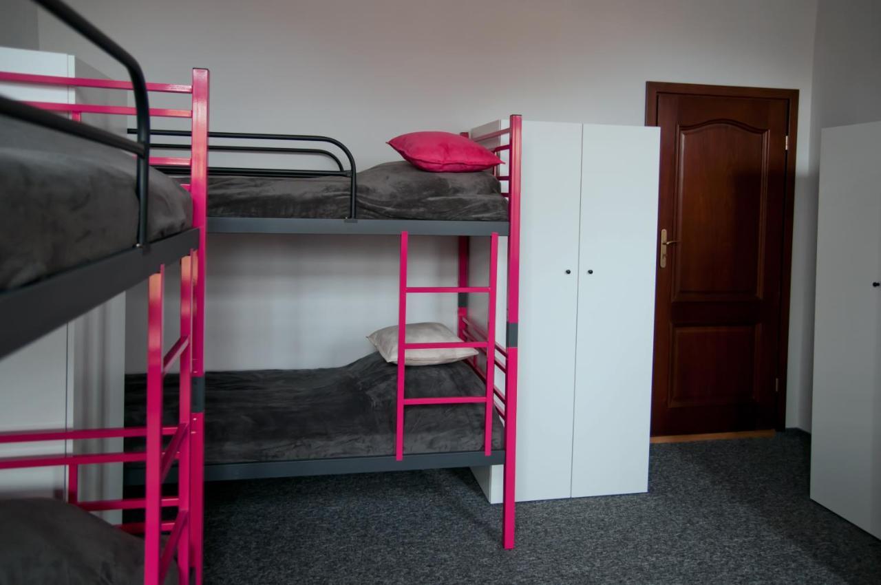 Rodmos Hostel Lublin Buitenkant foto