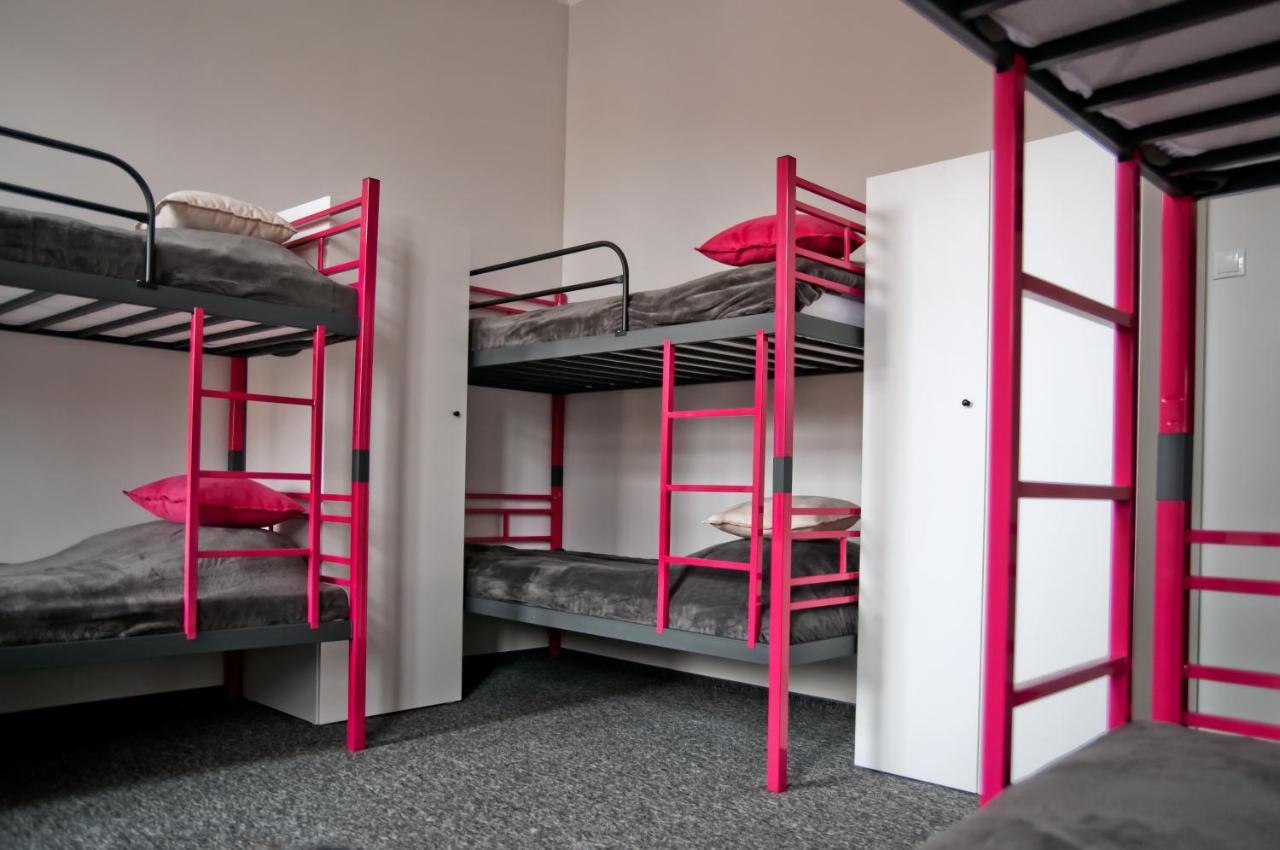 Rodmos Hostel Lublin Buitenkant foto