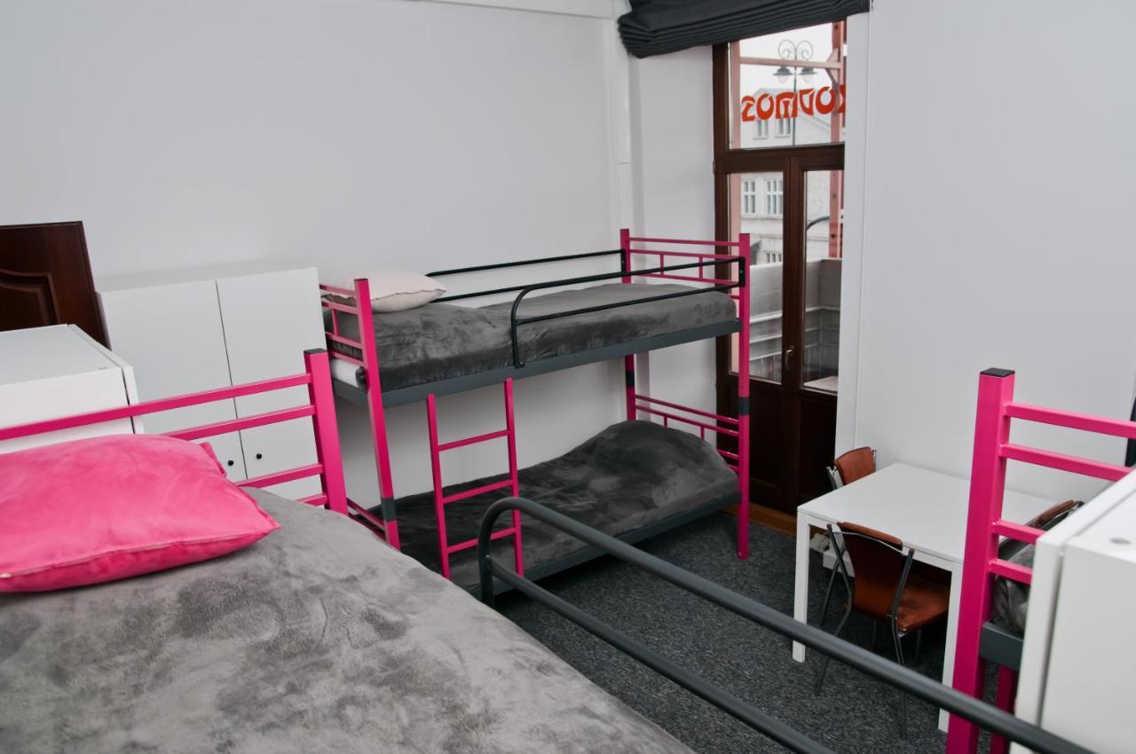 Rodmos Hostel Lublin Buitenkant foto